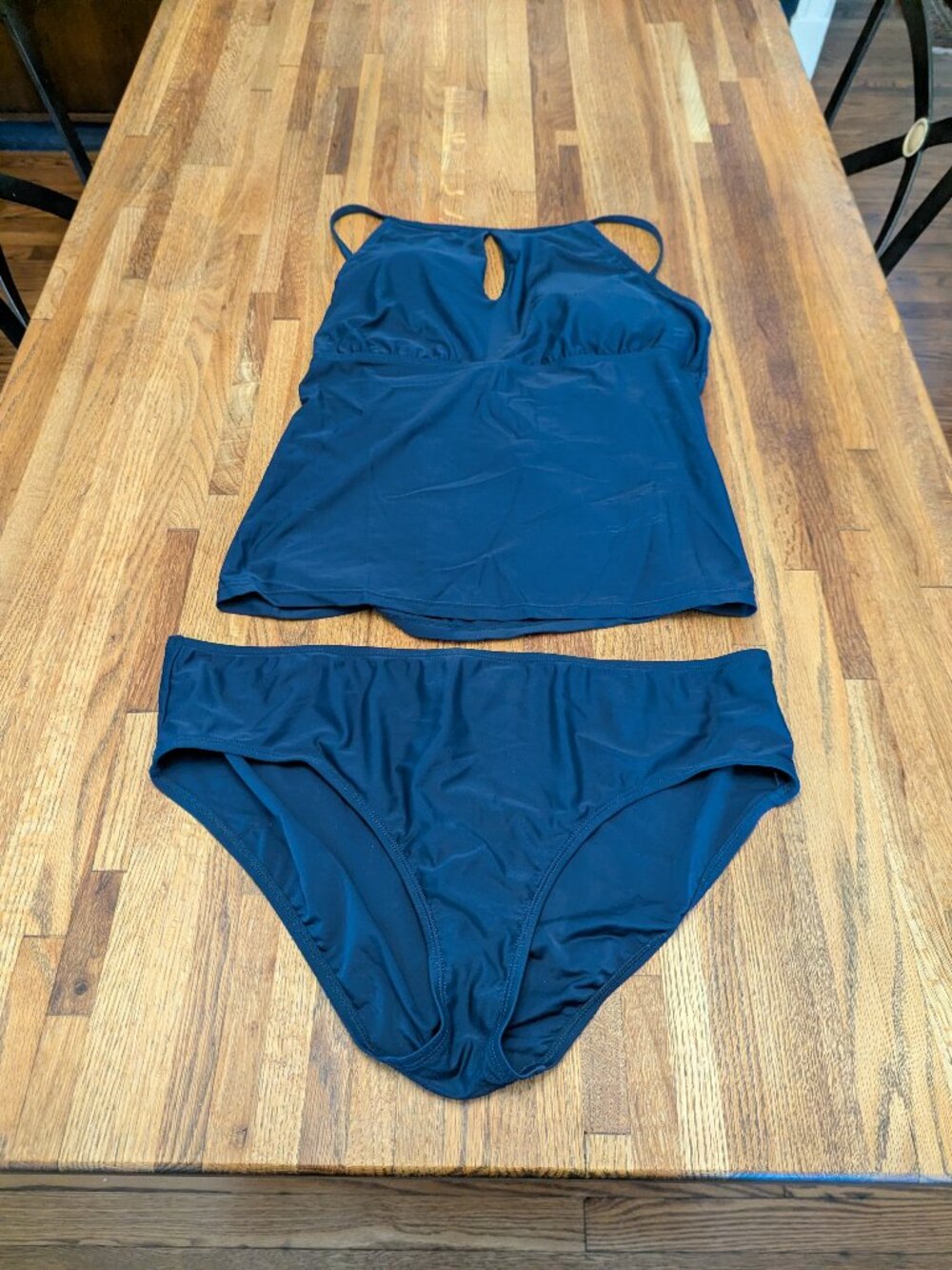 Super Sexy Navy Blue Keyhole Tankini Size 18 Company Ellen Tracy